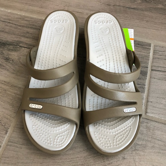 crocs patricia wedge sandals